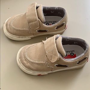 Adorable boat shoes for the holiday!